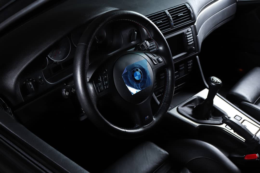 2002 BMW M5 — photo 10