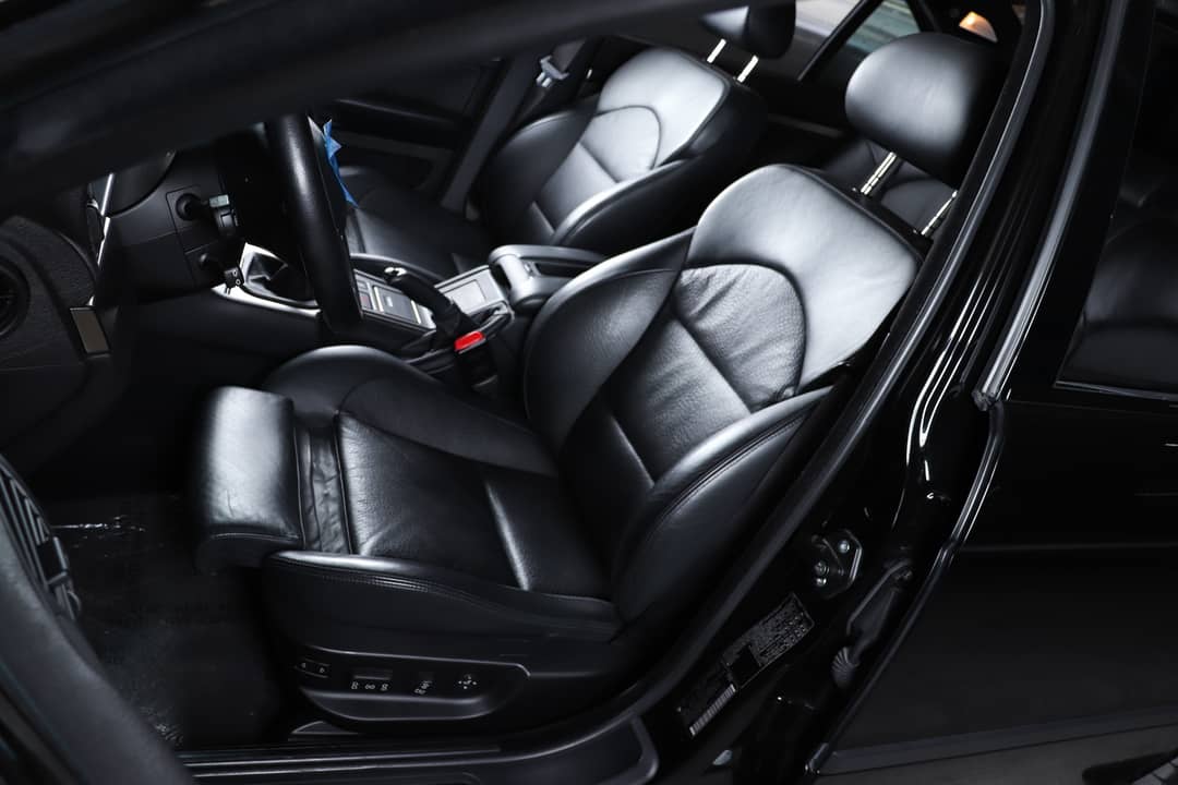 2002 BMW M5 — photo 17
