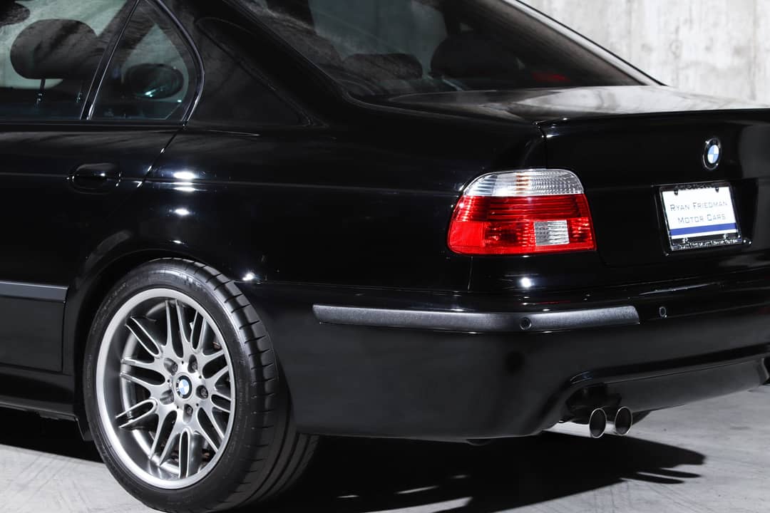 2002 BMW M5 — photo 3