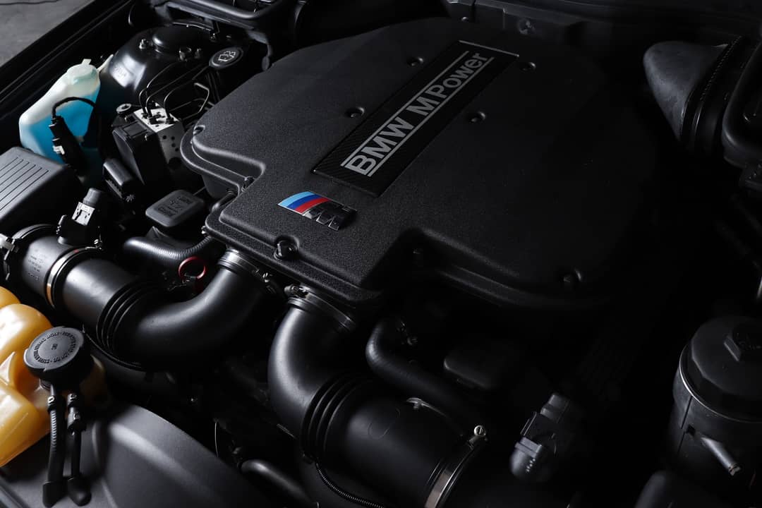2002 BMW M5 — photo 26