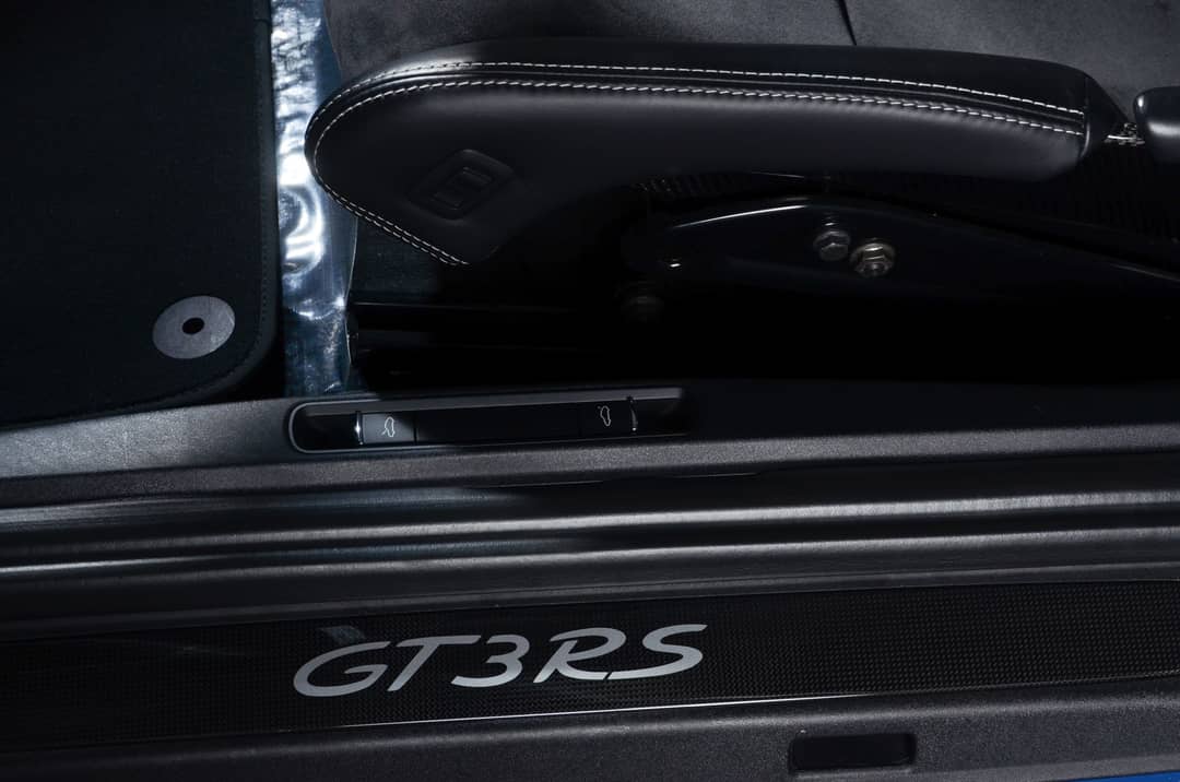 2016 Porsche 911 GT3 RS — photo 20