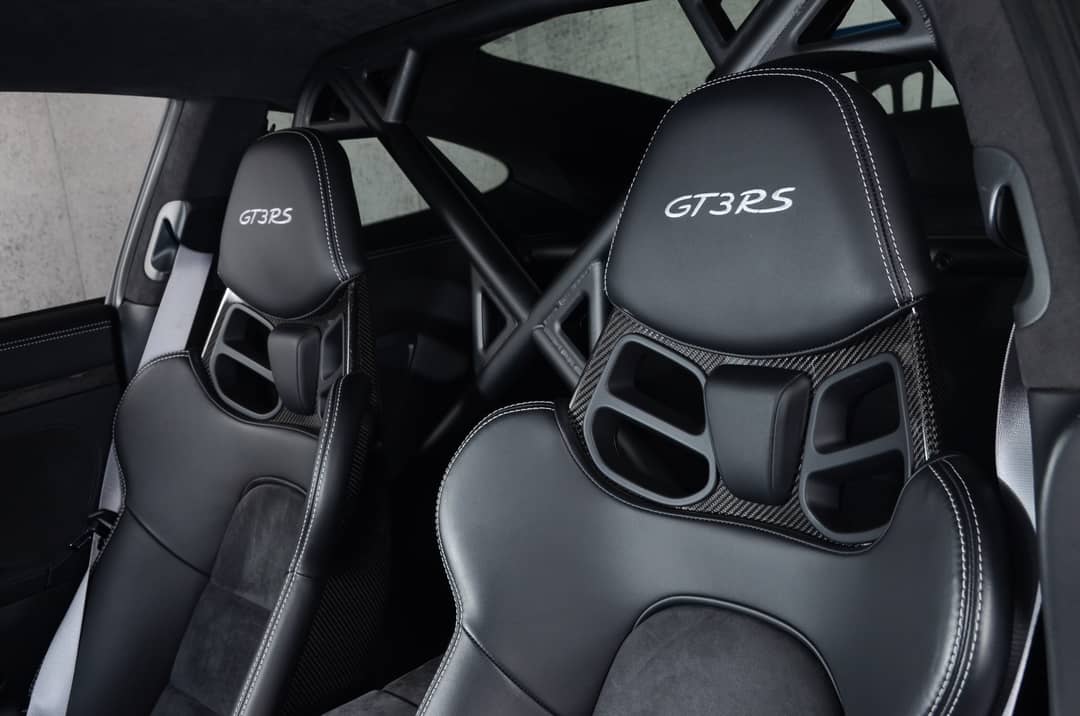 2016 Porsche 911 GT3 RS — photo 23