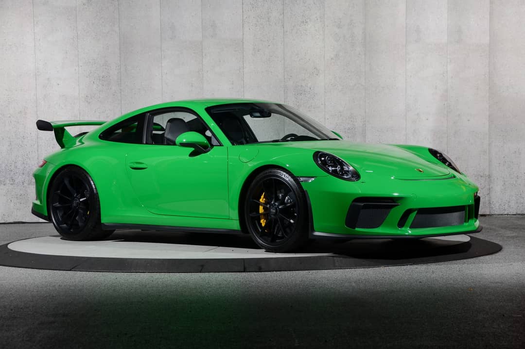2018 Porsche 911 GT3 — photo 2