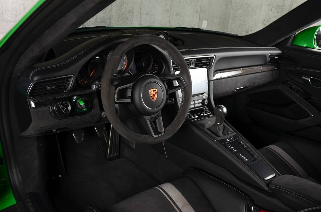 2018 Porsche 911 GT3 — photo 26