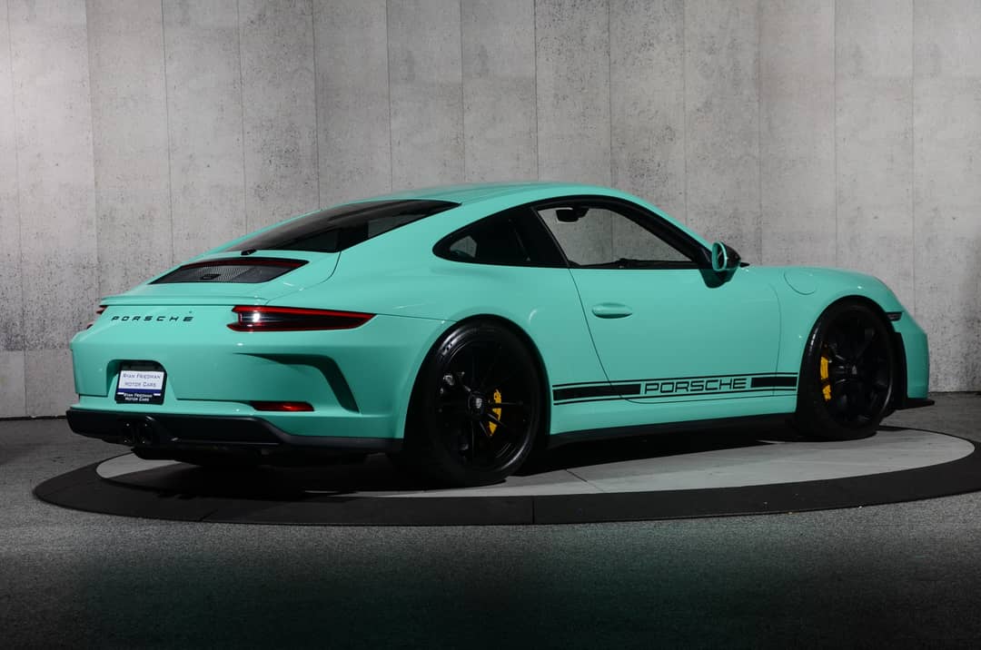 2018 Porsche 911 GT3 — photo 17