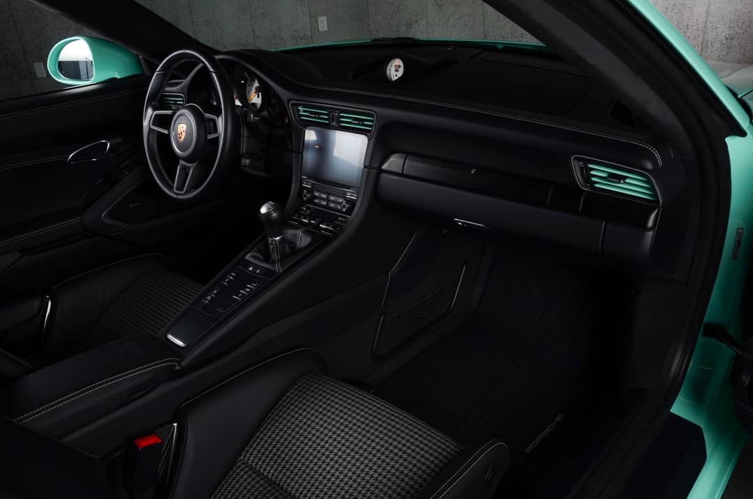 2018 Porsche 911 GT3 — photo 45