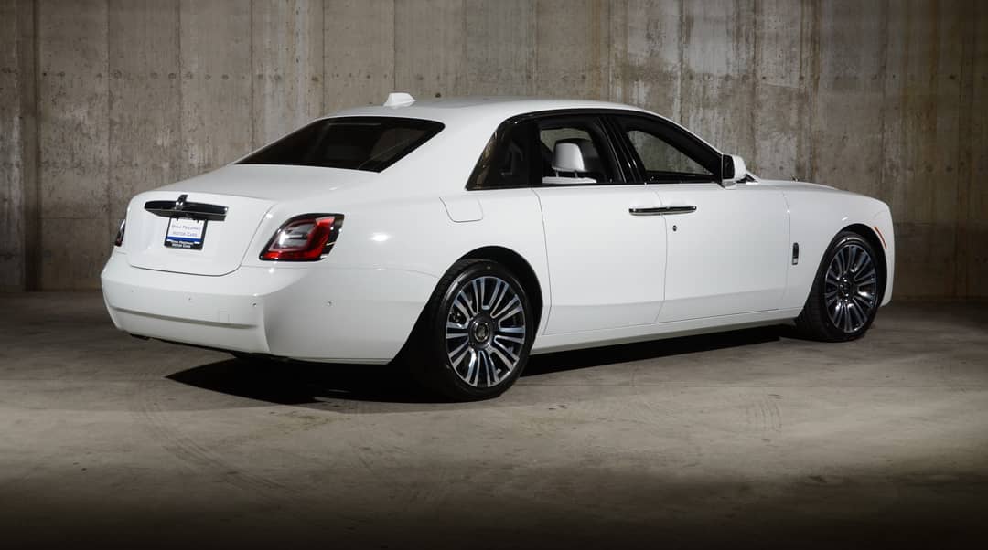 2022 Rolls-Royce Ghost — photo 15