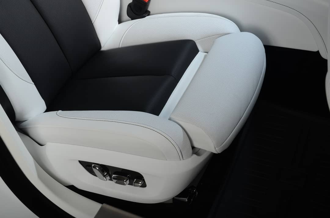 2022 Rolls-Royce Ghost — photo 40