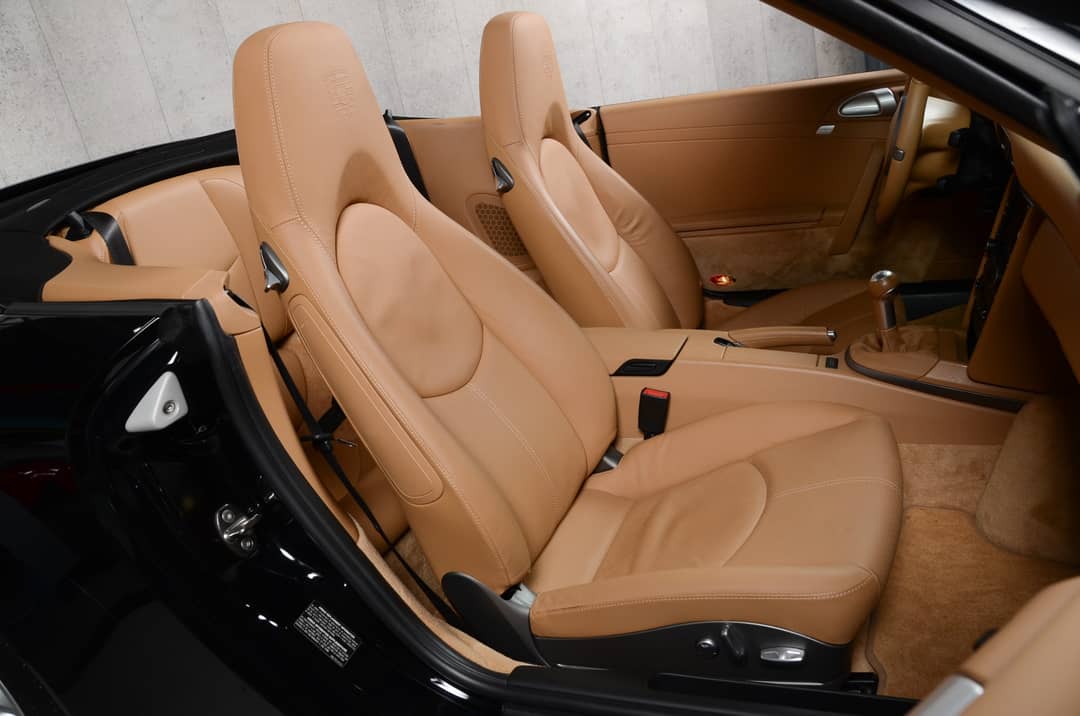 2010 Porsche 911 Carrera — photo 22