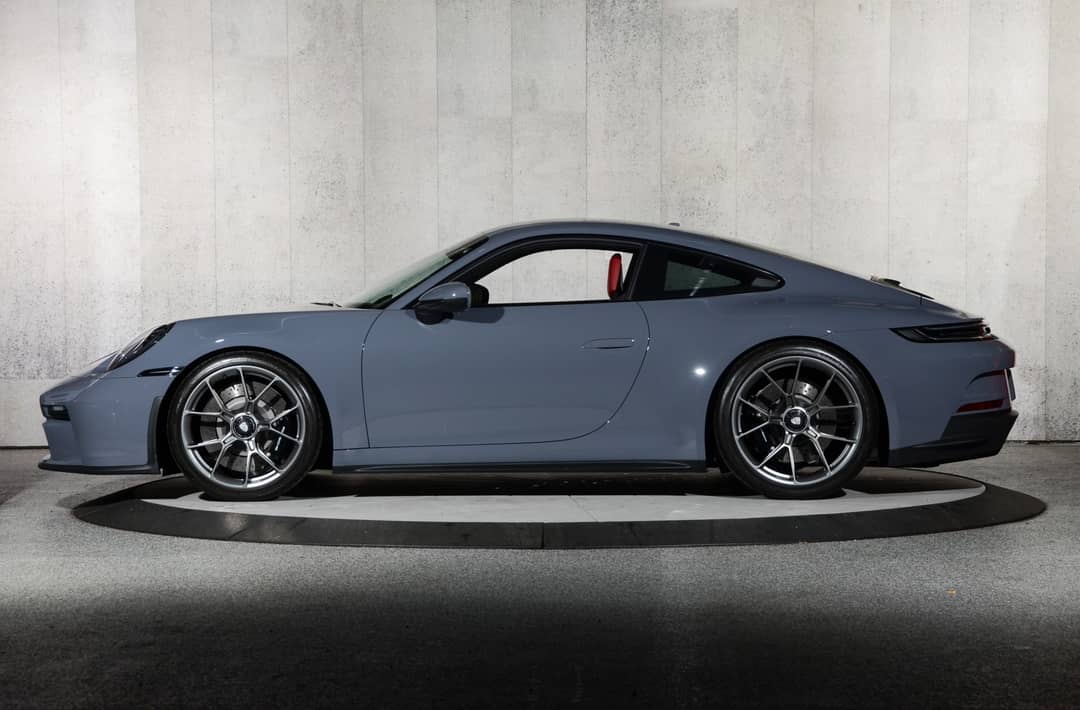 2022 Porsche 911 GT3 — photo 31