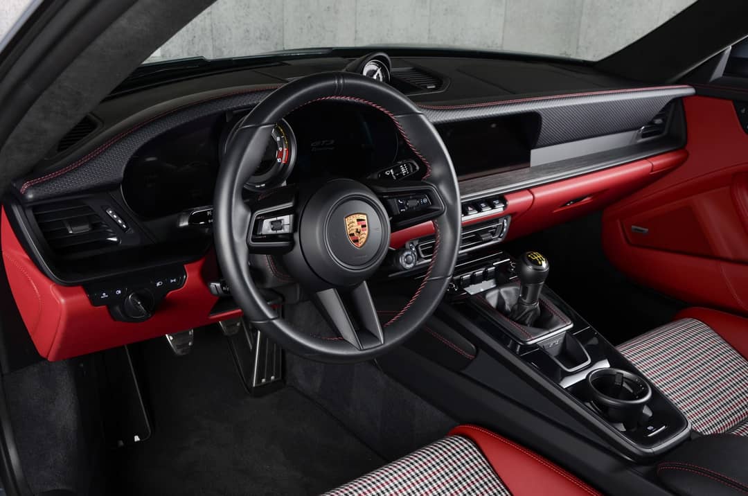 2022 Porsche 911 GT3 — photo 39