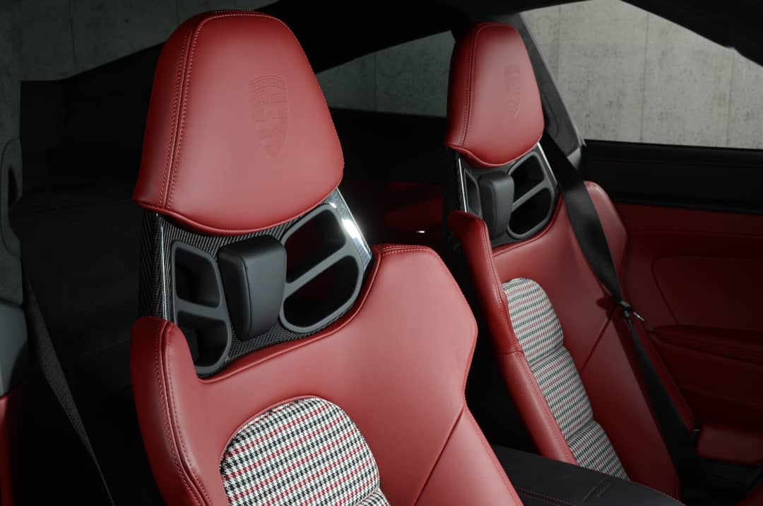 2022 Porsche 911 GT3 — photo 53