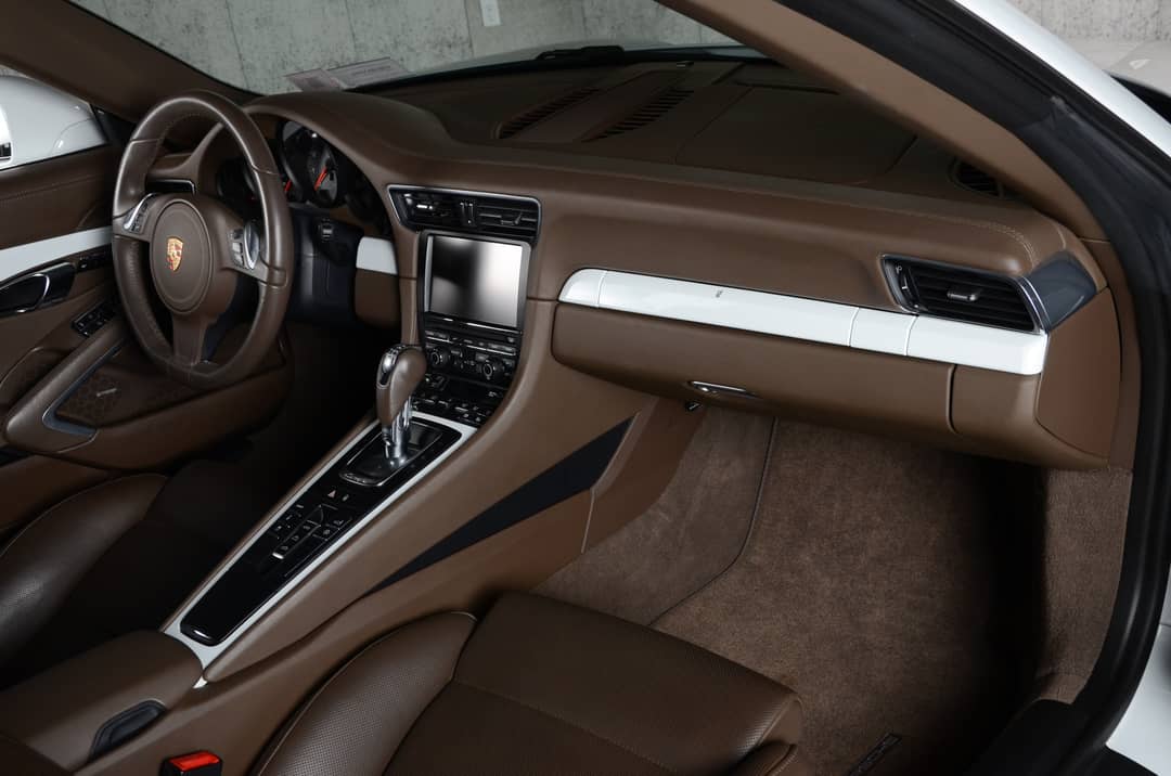 2013 Porsche 911 Carrera S — photo 20