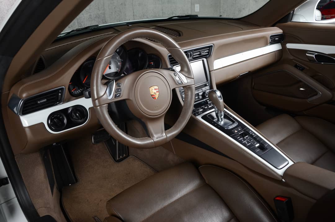 2013 Porsche 911 Carrera S — photo 23