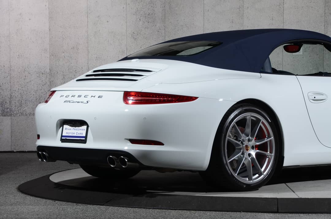 2013 Porsche 911 Carrera S — photo 16