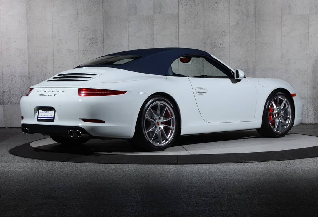 2013 Porsche 911 Carrera S — photo 18
