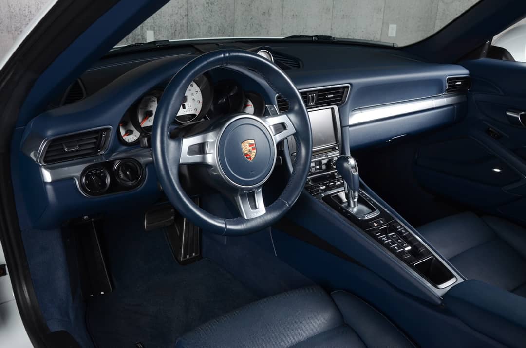 2013 Porsche 911 Carrera S — photo 23