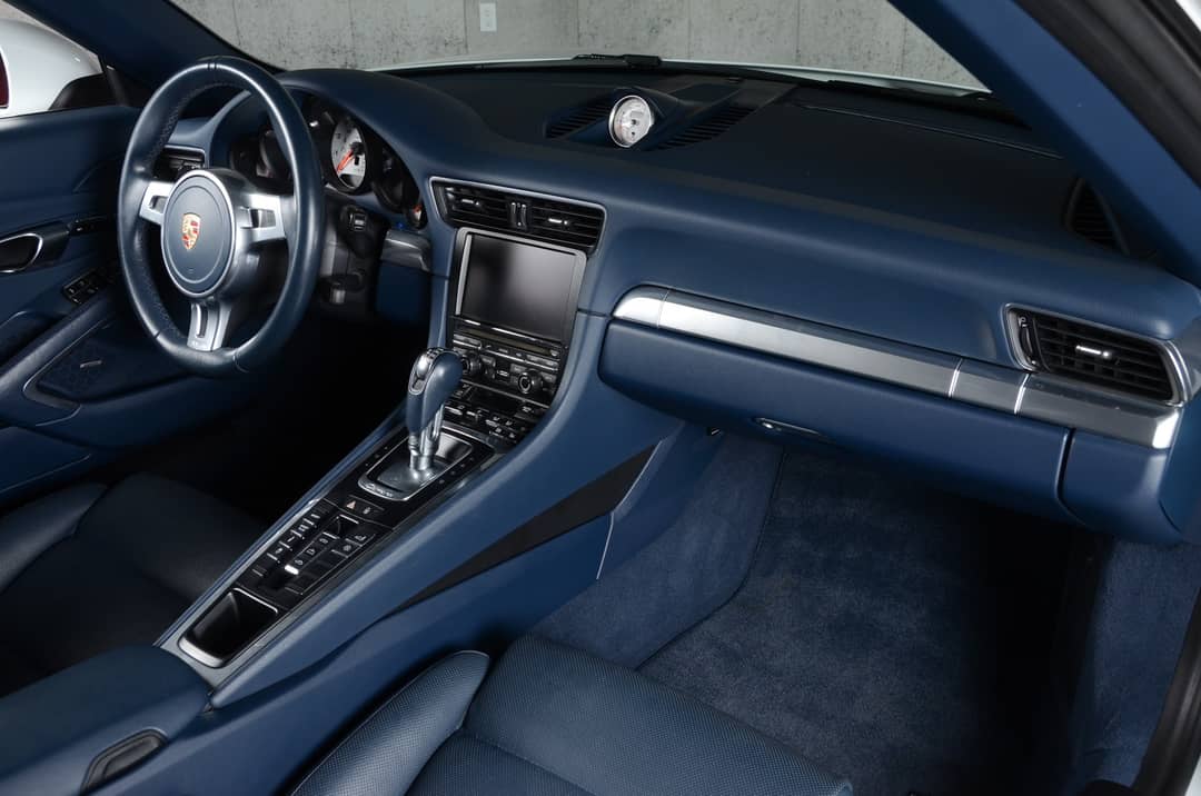 2013 Porsche 911 Carrera S — photo 35
