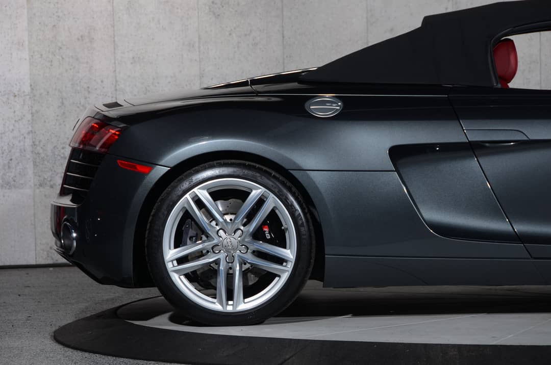 2014 Audi R8 4.2 quattro Spyder — photo 14