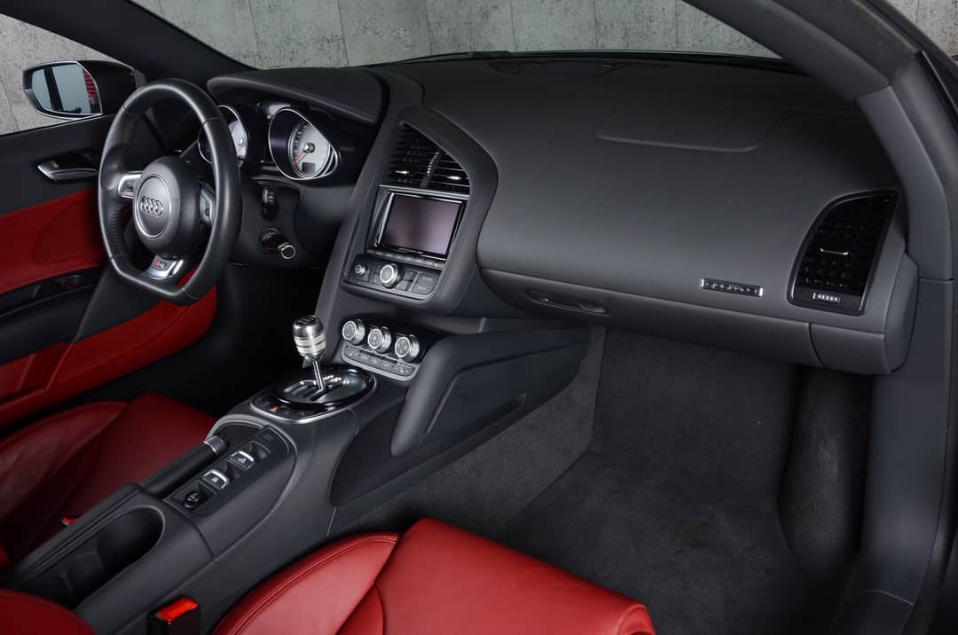 2014 Audi R8 4.2 quattro Spyder — photo 32