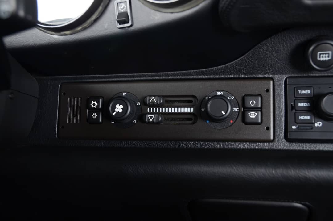 1996 Porsche 911 Turbo — photo 25