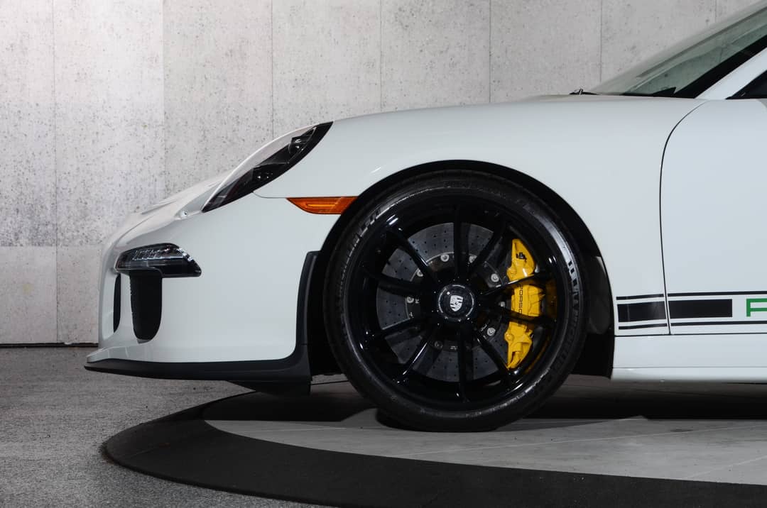 2016 Porsche 911 R — photo 15