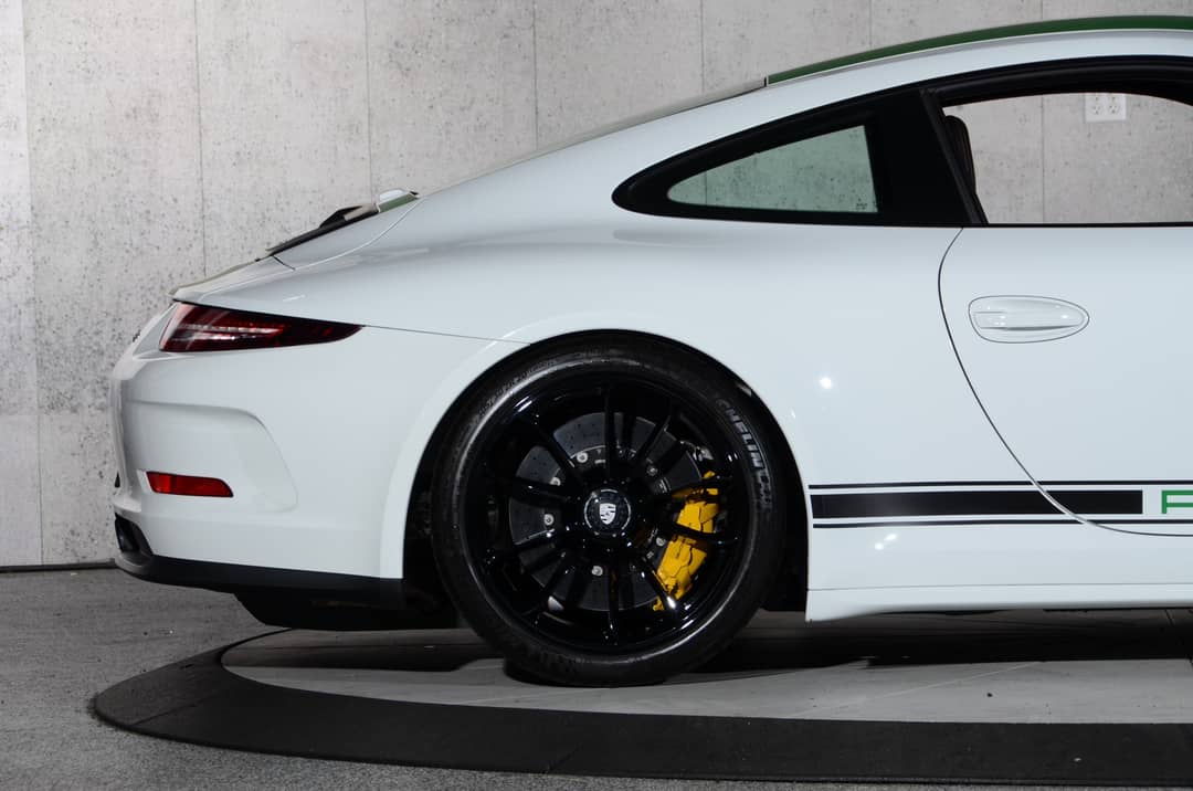 2016 Porsche 911 R — photo 3
