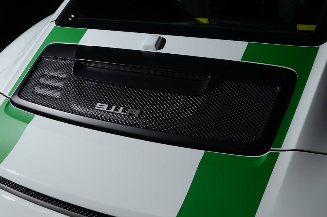 2016 Porsche 911 R — photo 24