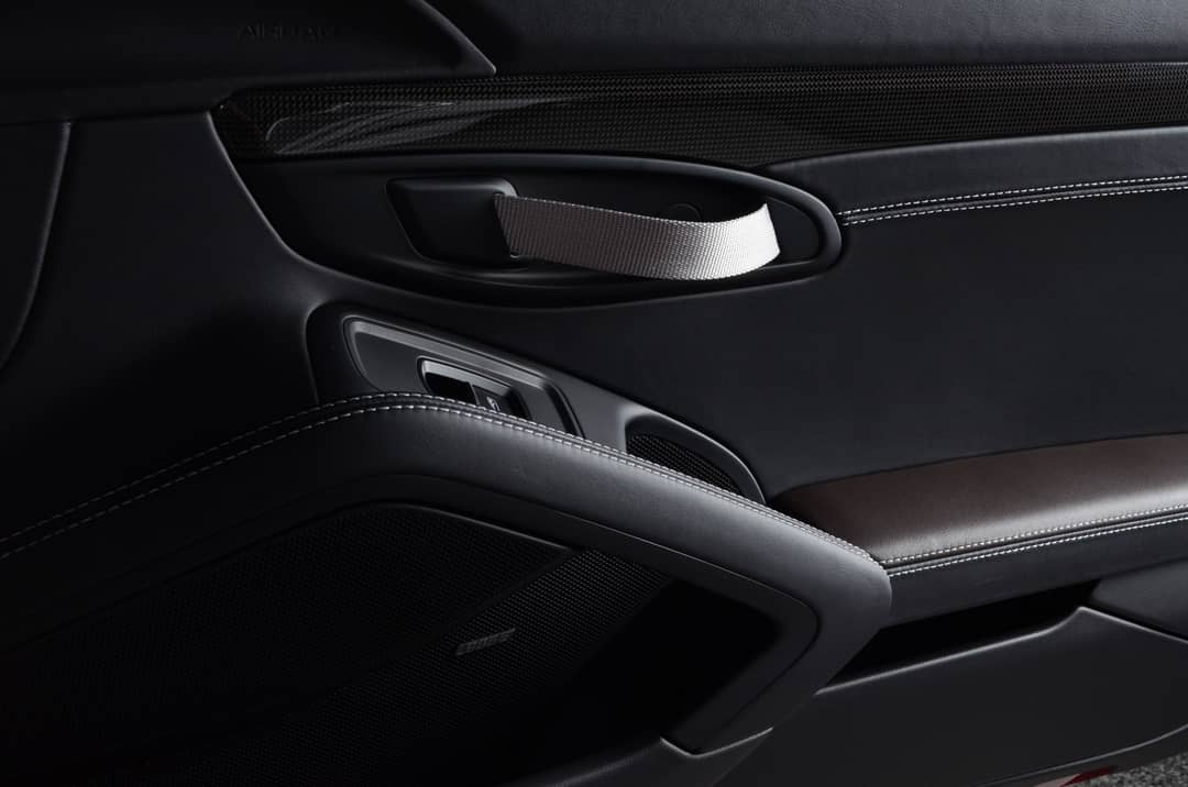 2016 Porsche 911 R — photo 42