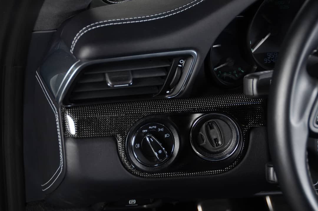 2016 Porsche 911 R — photo 50