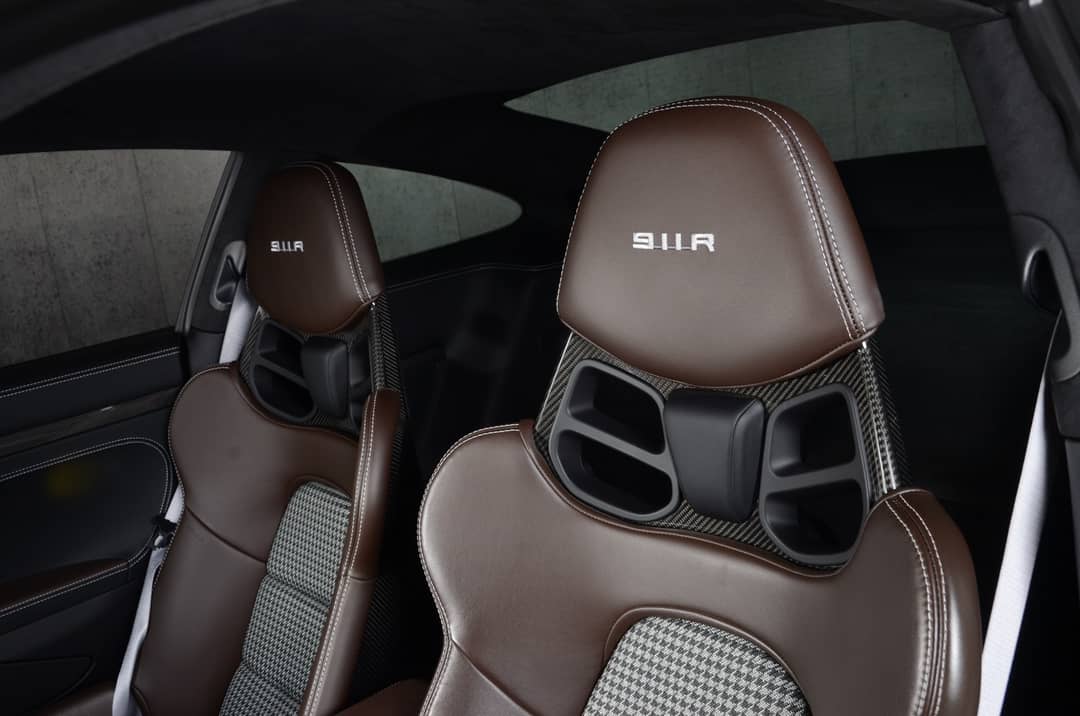 2016 Porsche 911 R — photo 52
