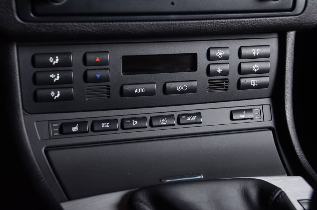 2005 BMW M3 — photo 28