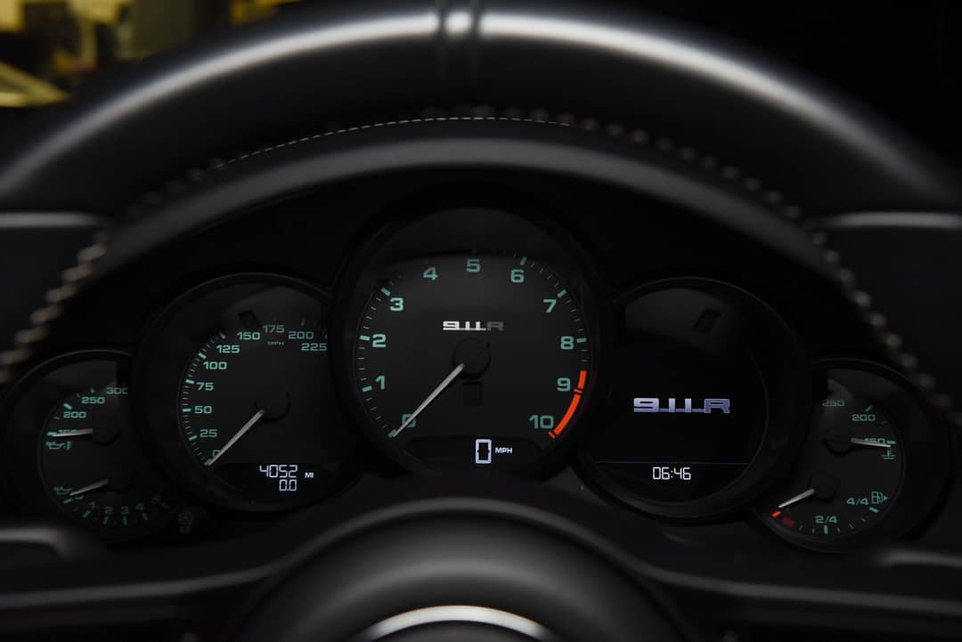 2016 Porsche 911 R — photo 30