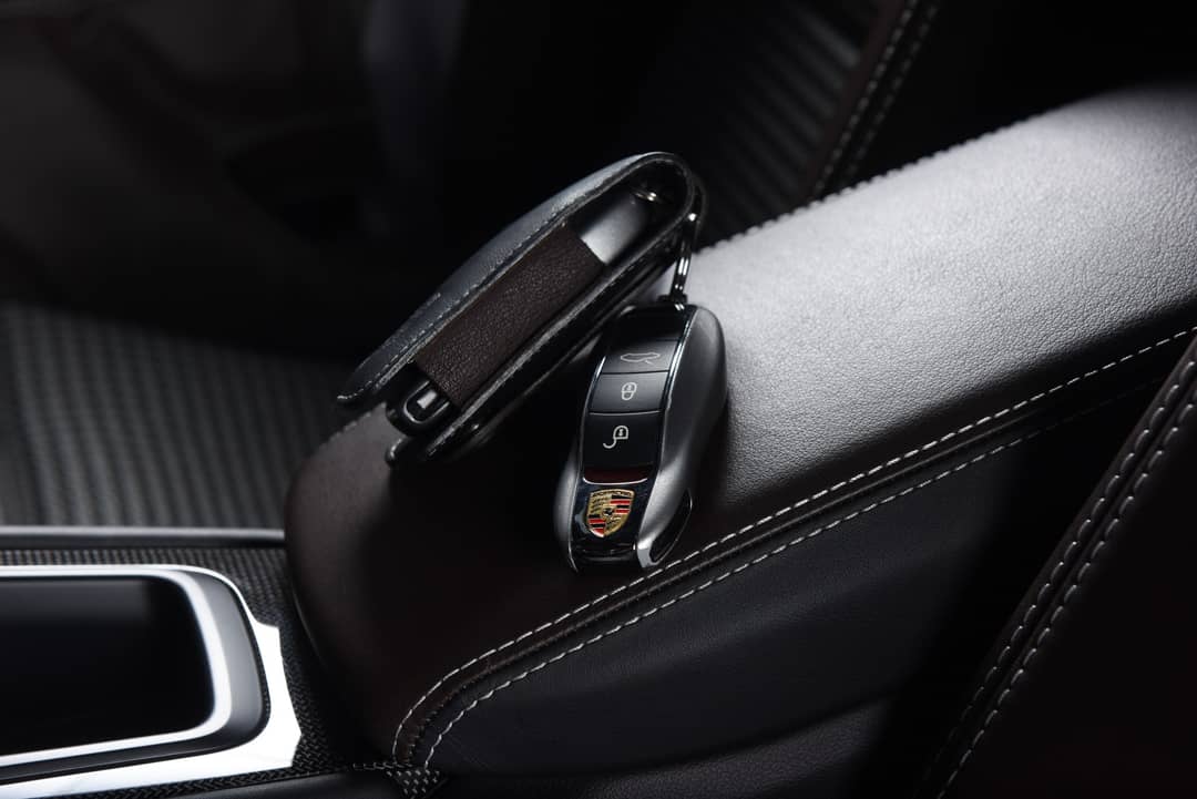 2016 Porsche 911 R — photo 34