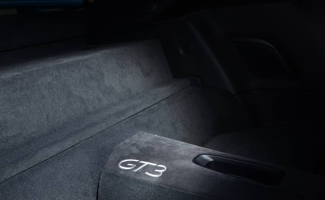 2018 Porsche 911 GT3 — photo 37