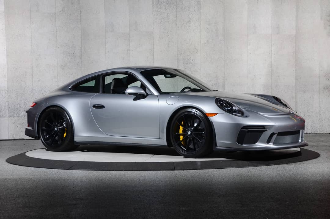 2018 Porsche 911 GT3 — photo 2