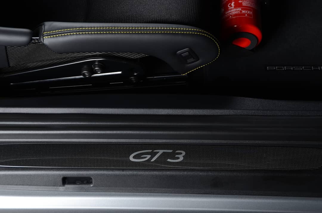 2018 Porsche 911 GT3 — photo 46