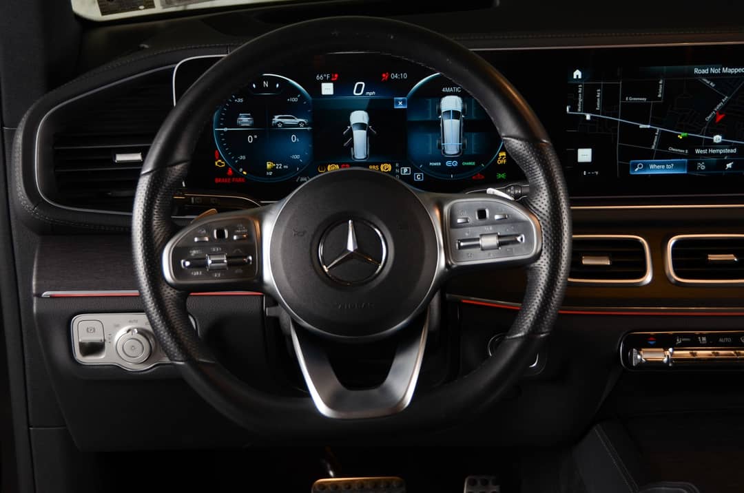 2021 Mercedes-Benz GLS 580 — photo 17