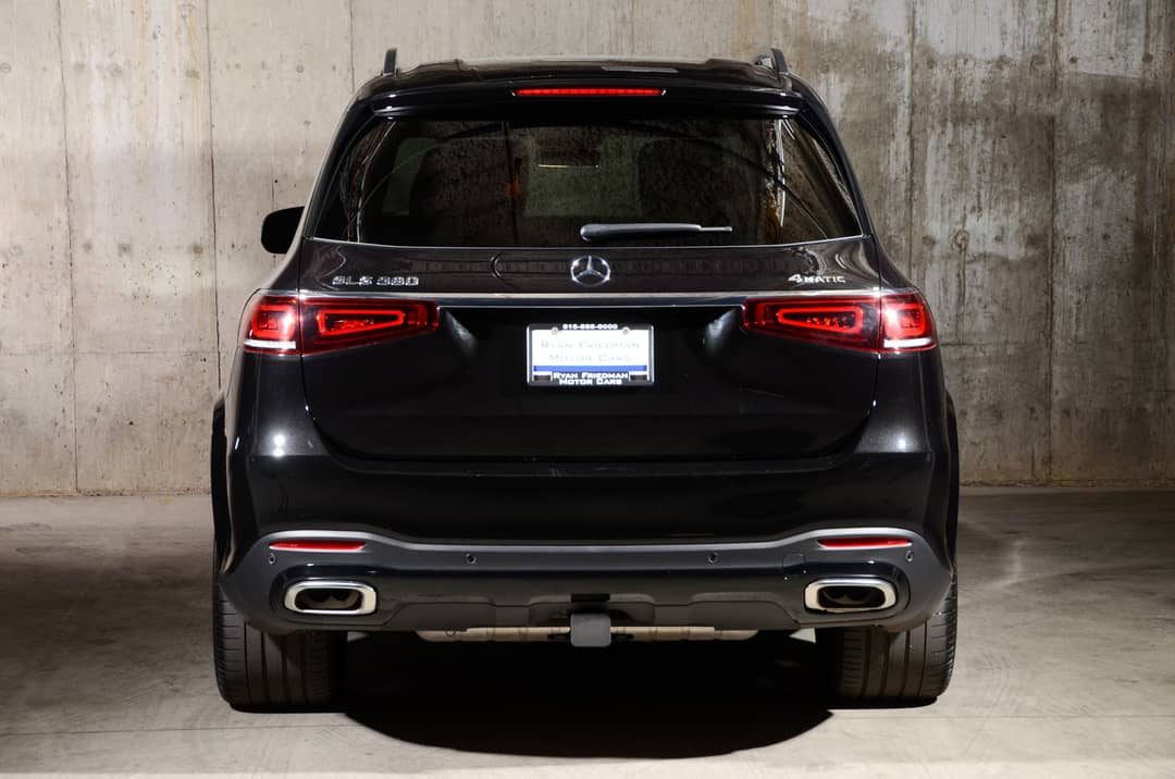 2021 Mercedes-Benz GLS 580 — photo 10