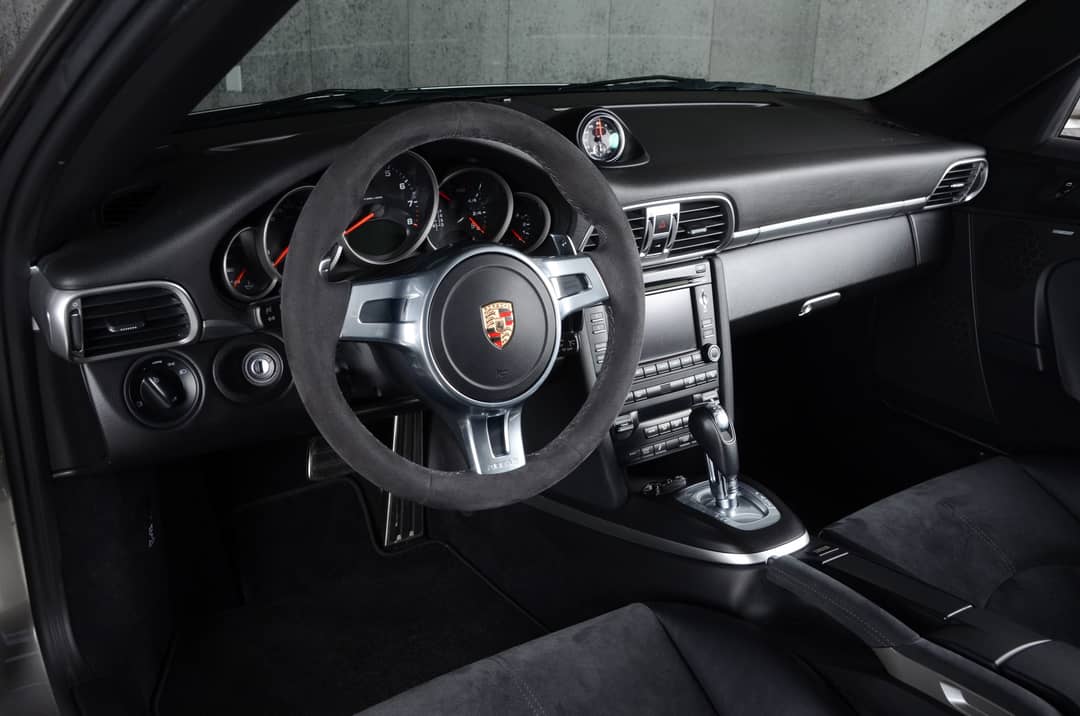 2012 Porsche 911 Carrera 4 GTS — photo 20