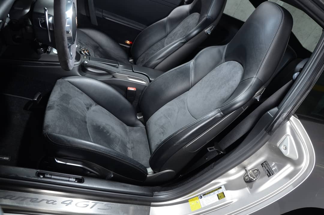 2012 Porsche 911 Carrera 4 GTS — photo 21