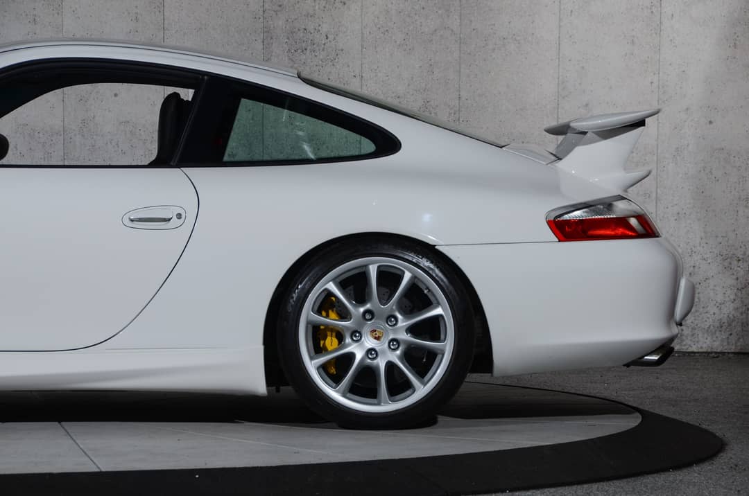 2004 Porsche 911 GT3 — photo 23