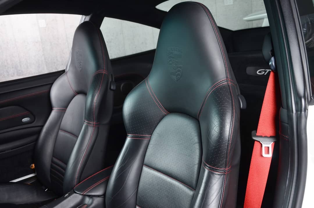2004 Porsche 911 GT3 — photo 30