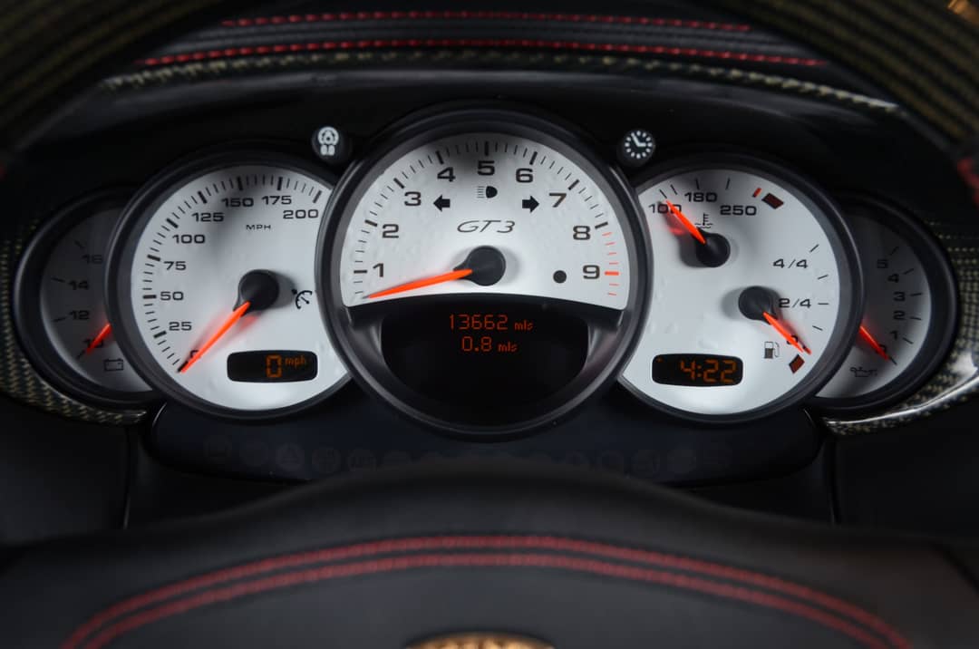 2004 Porsche 911 GT3 — photo 32