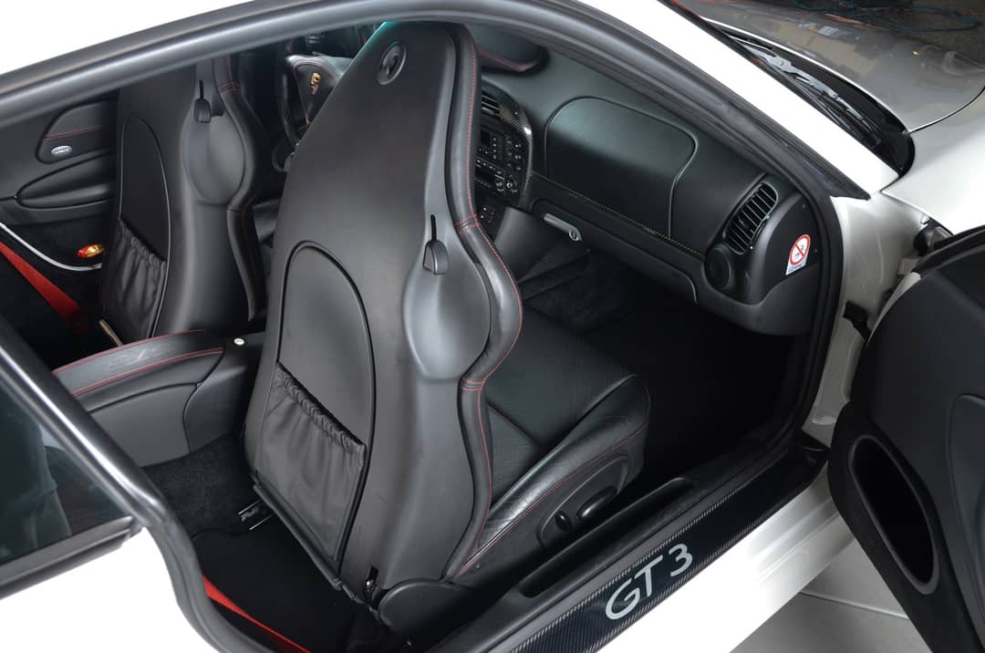 2004 Porsche 911 GT3 — photo 40