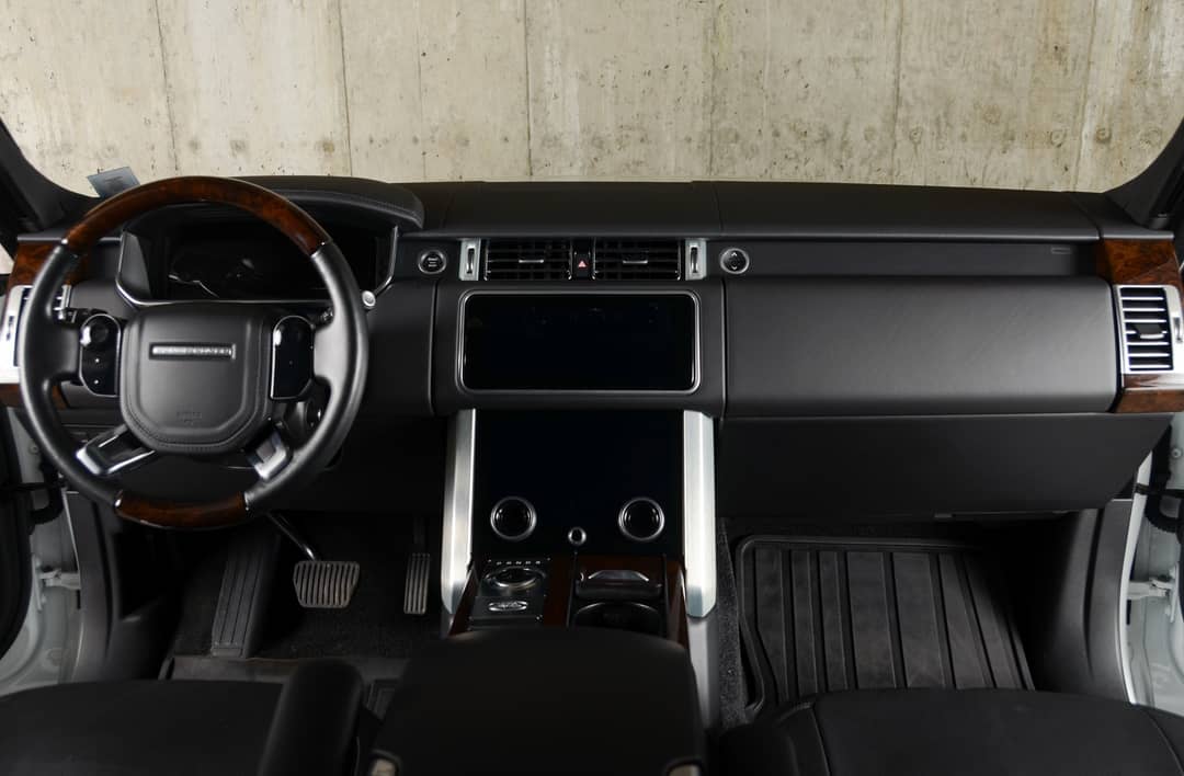 2020 Land Rover Range Rover P525 HSE — photo 16