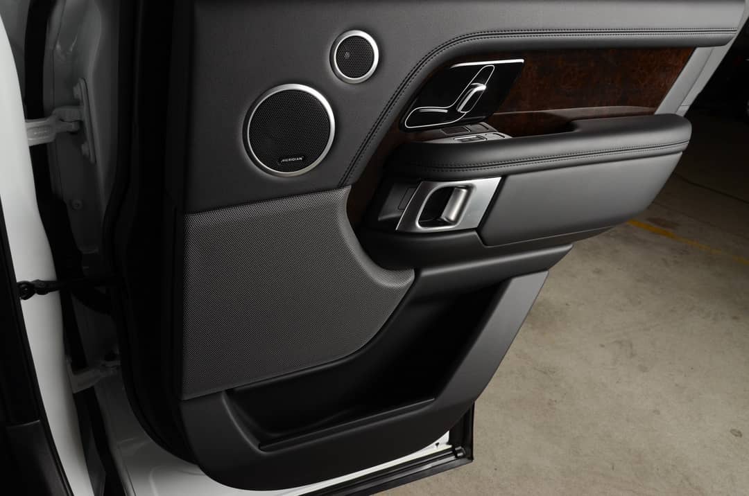 2020 Land Rover Range Rover P525 HSE — photo 32