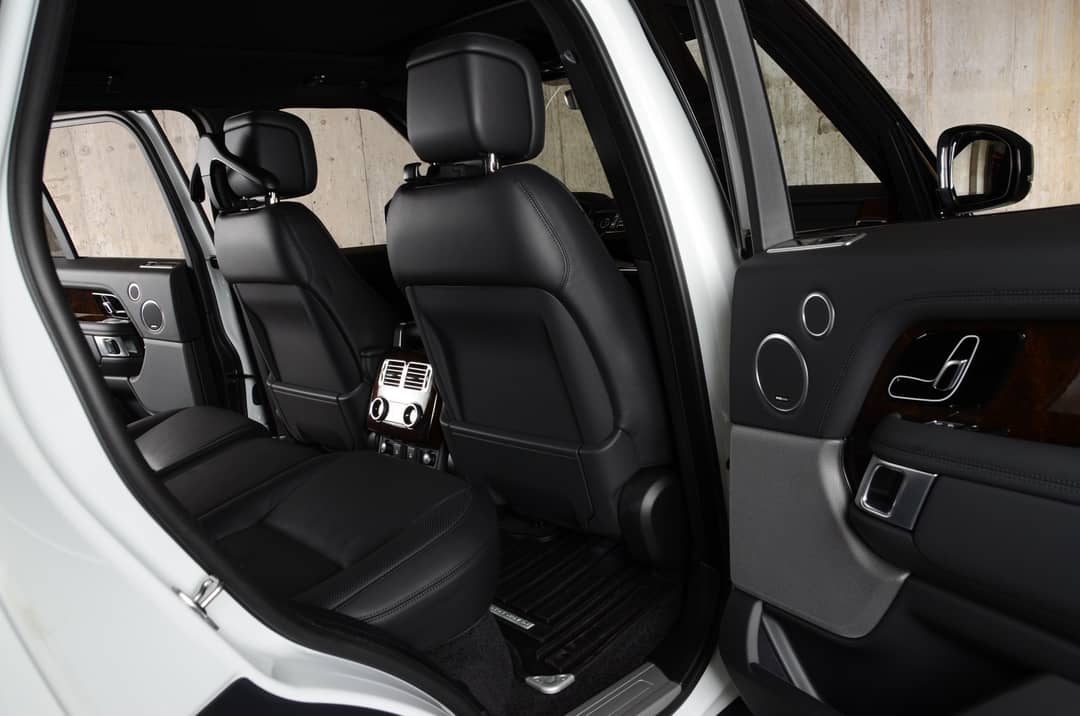 2020 Land Rover Range Rover P525 HSE — photo 34
