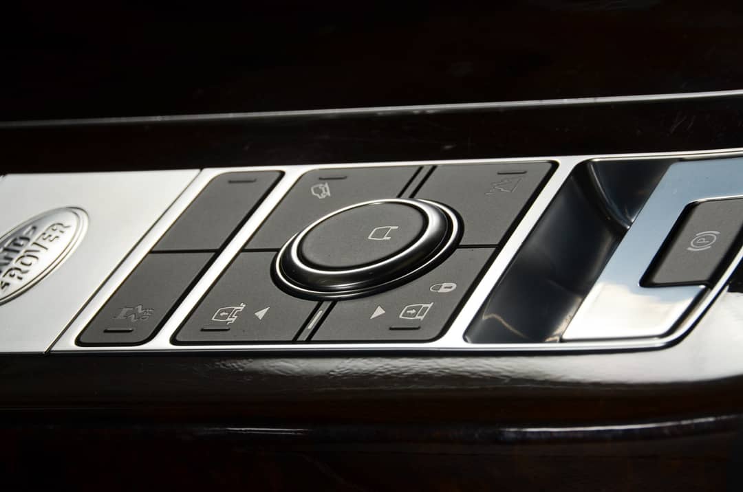 2020 Land Rover Range Rover P525 HSE — photo 43