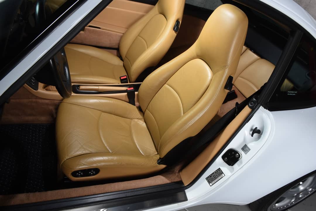 1998 Porsche 911 Carrera Targa — photo 31
